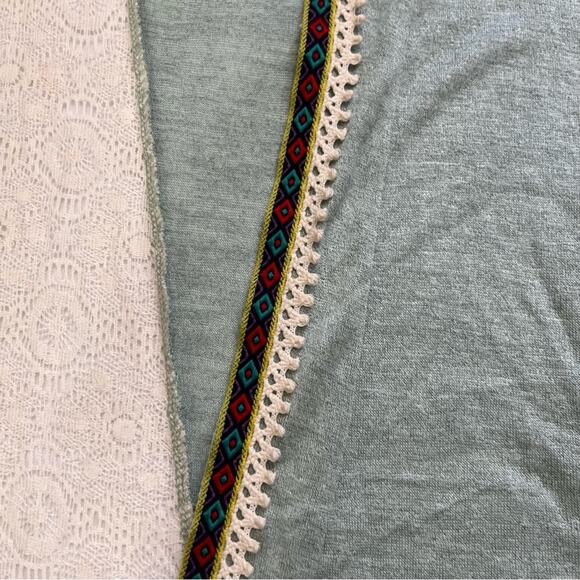 Umgee Soft Open Front Cardigan Shawl Coverall Bohemian Feminine Eyelet Size M/L - Picture 7 of 9